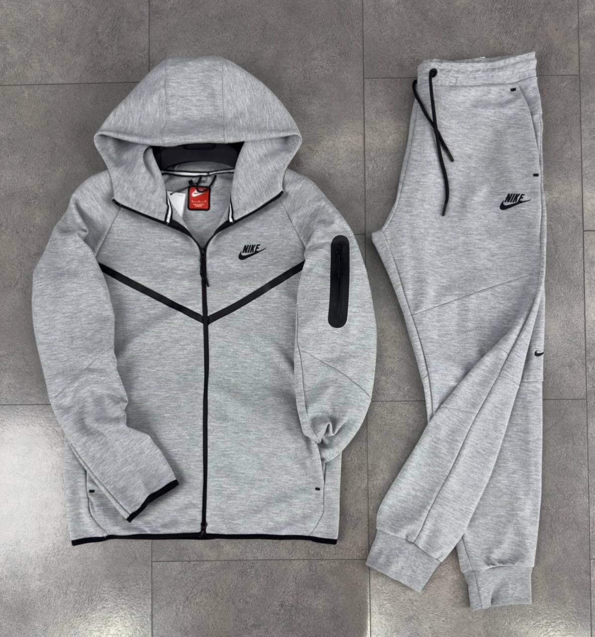 Trenerka NIKE