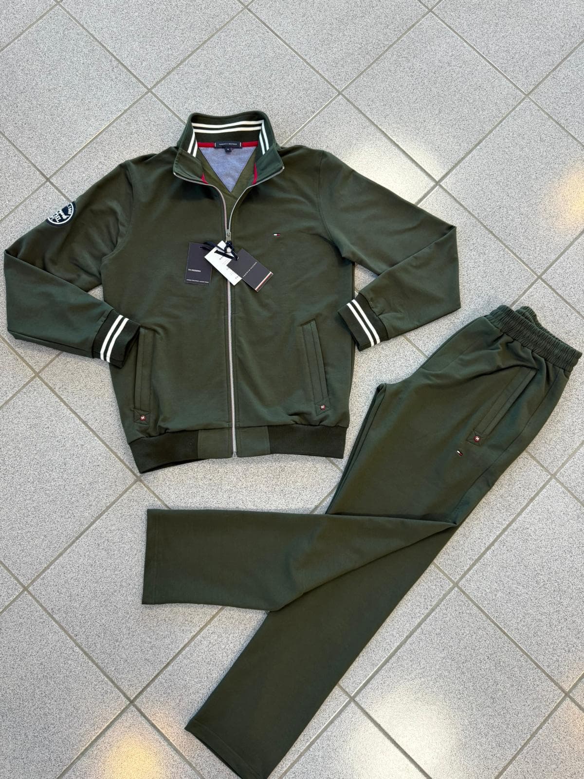 Trenerka Tommy Hilfiger