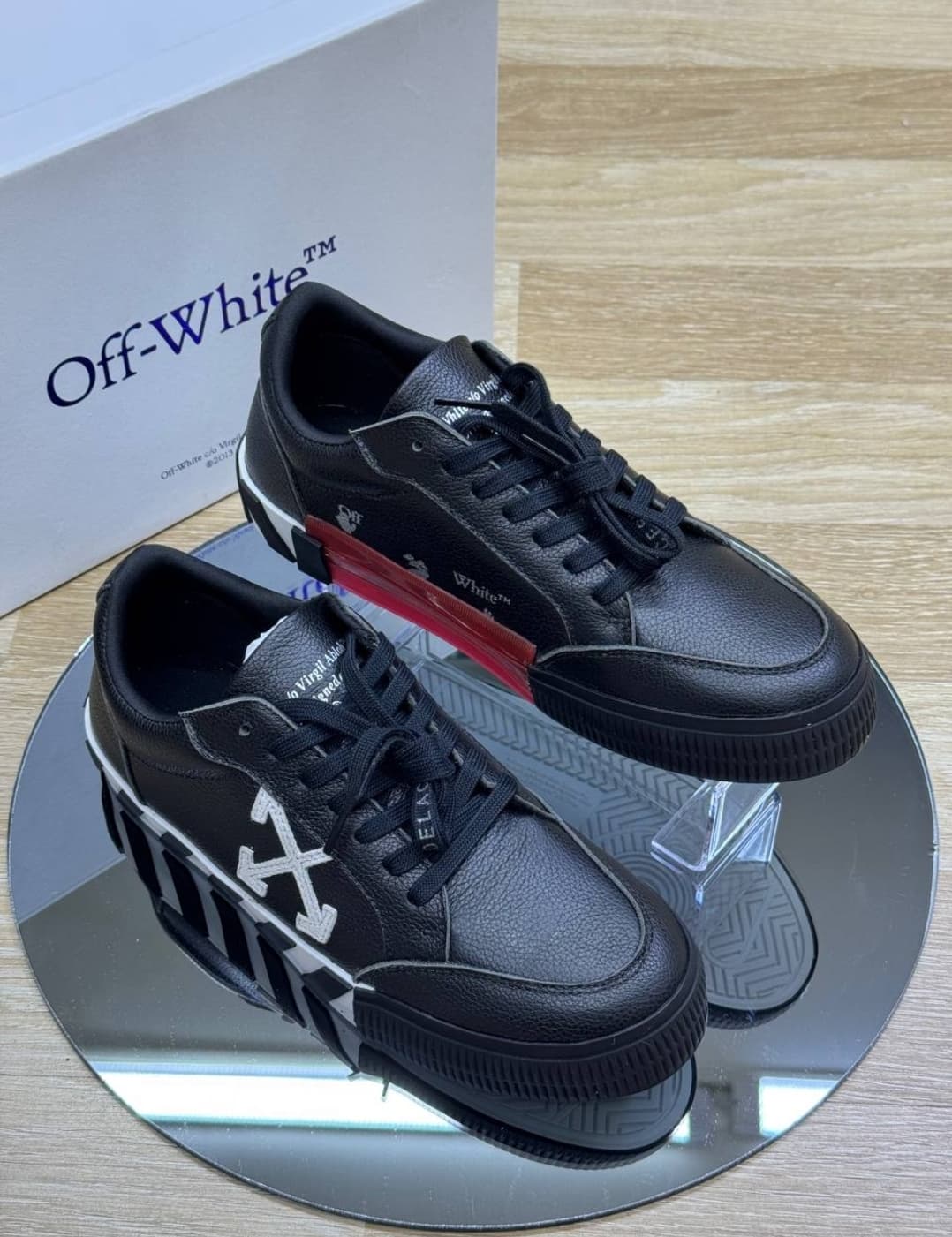 Tene Off-White