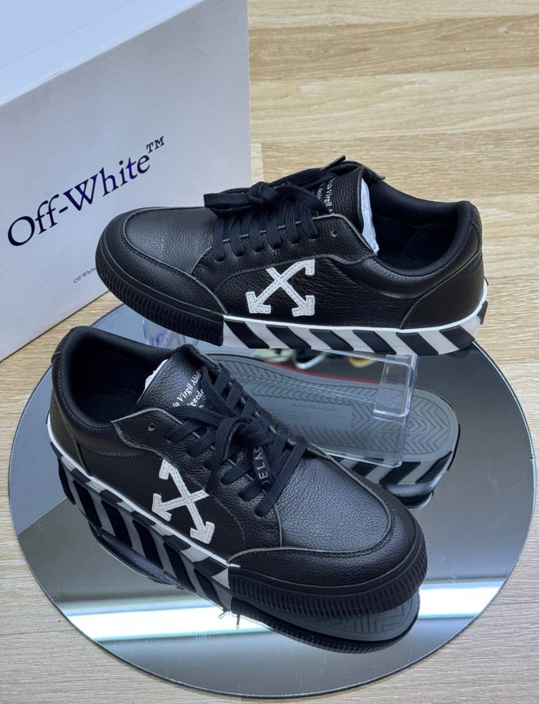 Tene Off-White 4