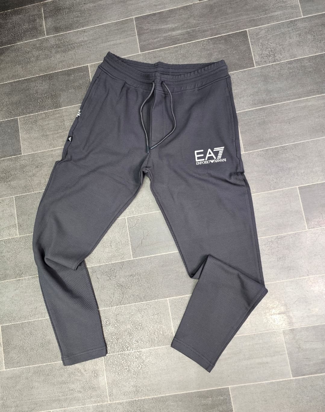 Trenerka Emporio Armani